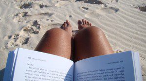 beach_reading_555506