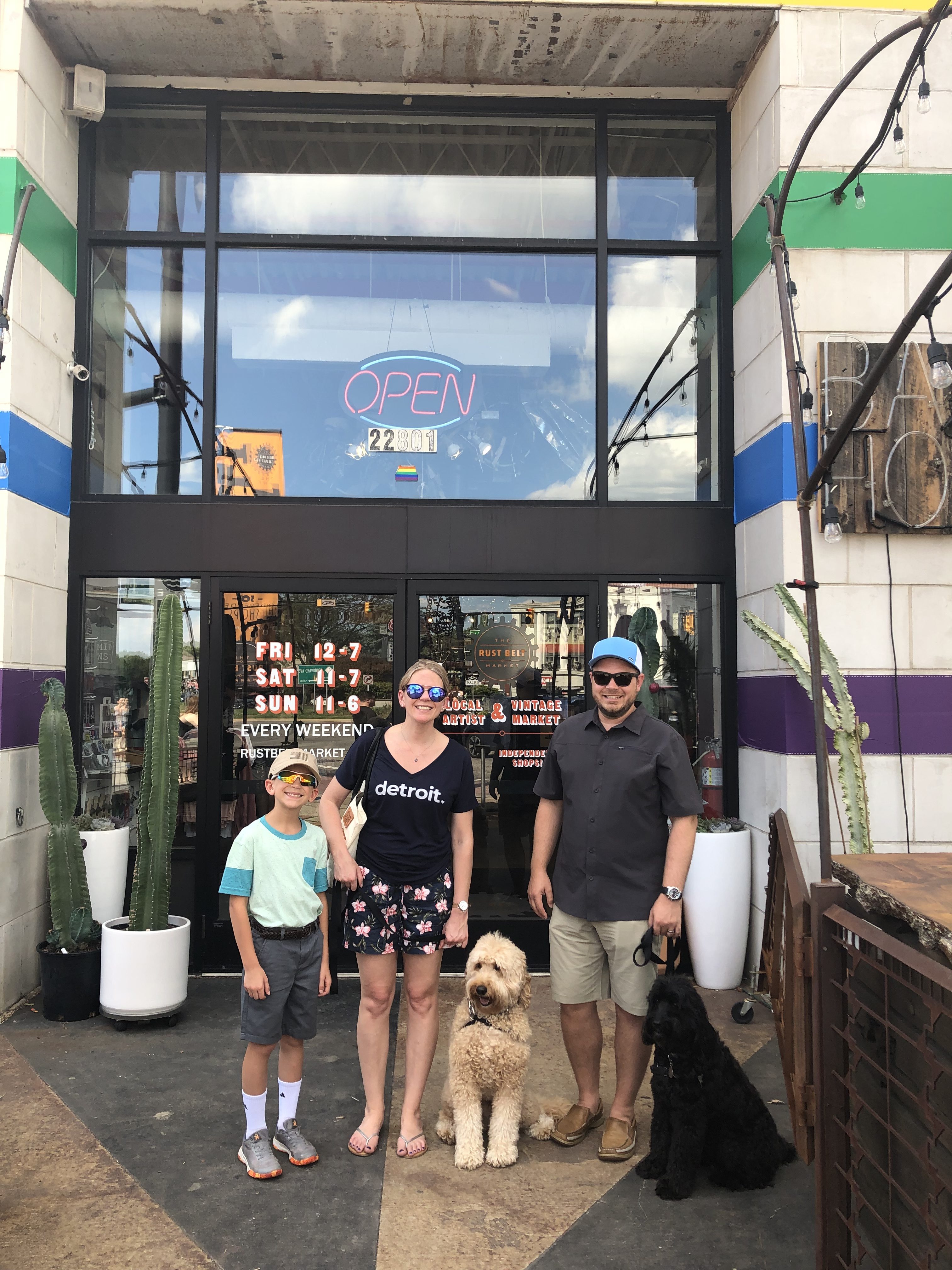 detroit family on a dog-friendly shopping trip 